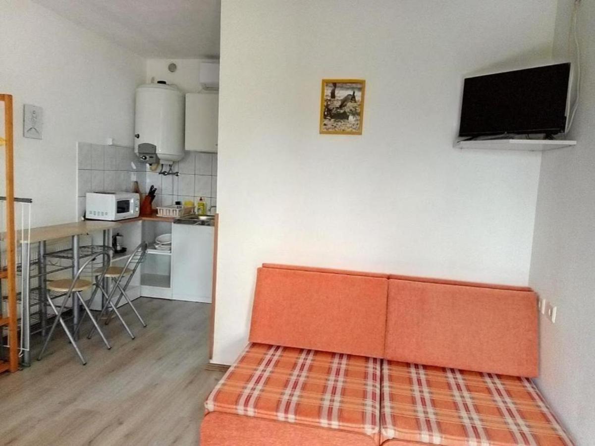 Kiad-Lak Apartmanok - Szep Kartya Elfogado Abadszalok Ngoại thất bức ảnh